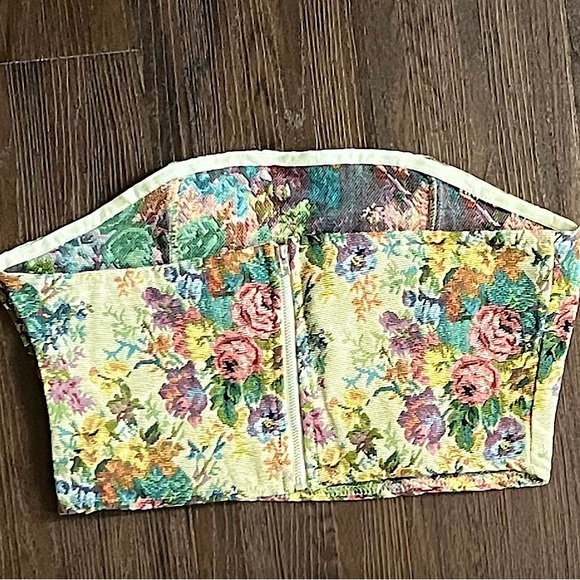 SHEIN Floral Tube Top - Picture 4 of 7